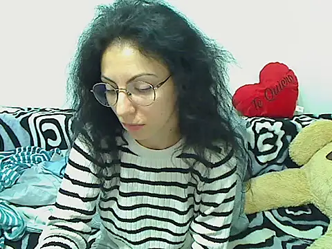 Emmatoo online show from April 15, 3:01 am