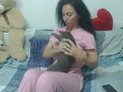 Emmatoo online show from April 16, 9:39 pm