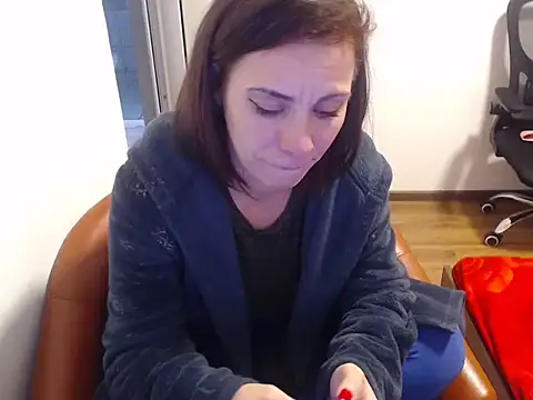 Emmatoo online show from March 15, 8:27 pm