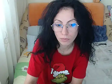 Emmatoo online show from November 25, 11:10 am