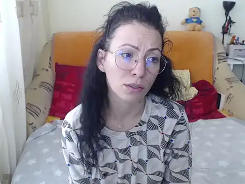 Emmatoo online show from November 21, 10:36 am