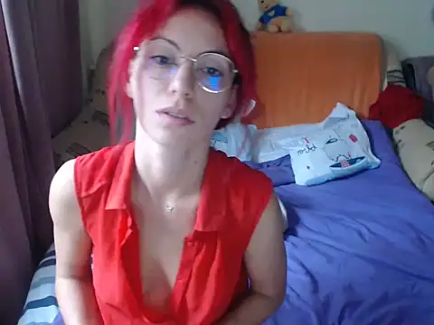 Snapshot of Emmatoo chatting on September 15, 6:58 am Emmatoo online show from September 15, 6:58 am