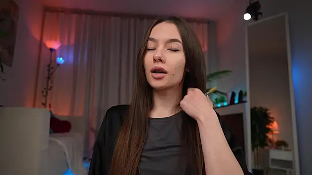 Amely Young online show from May 27, 1:15 am