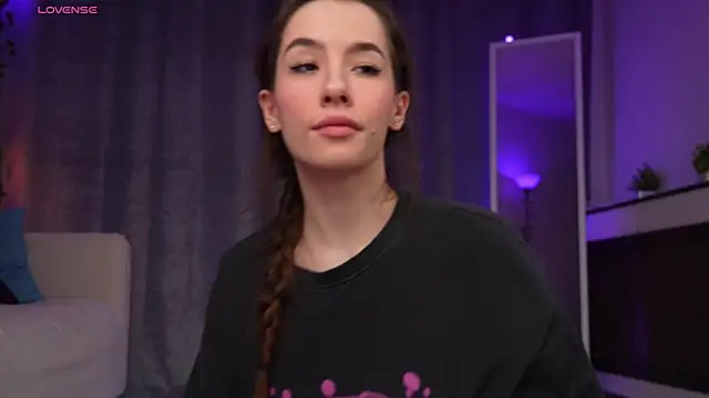 Amely Young online show from April 19, 1:17 am