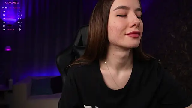 Snapshot of Amely_Young chatting on February 28, 4:43 am Amely Young online show from February 28, 4:43 am