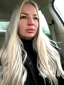 Snapshot of Jessy_Jo chatting on November 21, 6:45 am Jessy Jo online show from November 21, 6:45 am