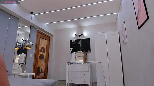 Snapshot of Jessy_Jo chatting on March 8, 10:43 am Jessy Jo online show from March 8, 10:43 am