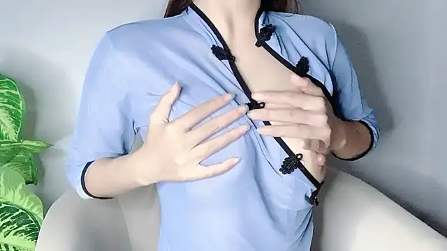 Snapshot of _Miyuki__ chatting on October 30, 4:33 am Miyuki online show from October 30, 4:33 am