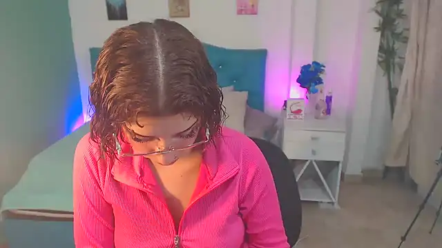 Snapshot of Cinthya-Gomez6 chatting on March 3, 5:52 pm Cinthya-Gomez6 online show from March 3, 5:52 pm