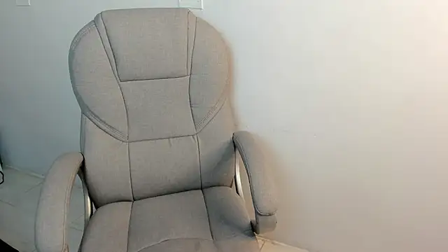 Snapshot of celestica_rose chatting on March 4, 7:41 am celestica rose online show from March 4, 7:41 am