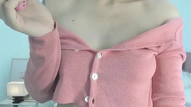 Snapshot of celestica_rose chatting on November 13, 10:57 pm celestica rose online show from November 13, 10:57 pm