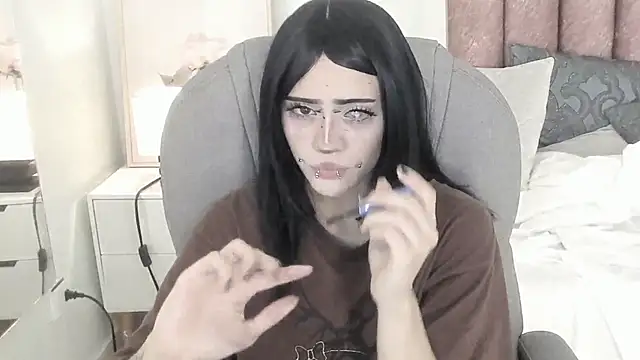 Snapshot of celestica_rose chatting on December 1, 9:15 pm celestica rose online show from December 1, 9:15 pm