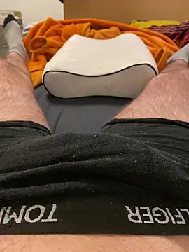 Snapshot of Jackxx1 chatting on December 22, 6:28 am Jackxx1 online show from December 22, 6:28 am