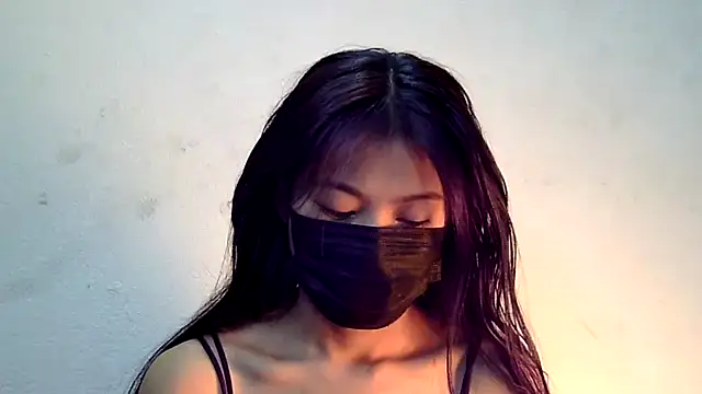 Snapshot of lusty_luxmi chatting on March 6, 1:24 pm lusty luxmi online show from March 6, 1:24 pm