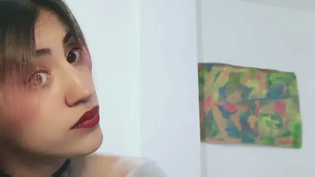 Snapshot of linnie_ chatting on March 10, 8:50 am linnie online show from March 10, 8:50 am