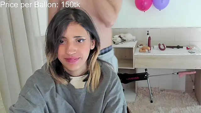 Snapshot of linnie_ chatting on September 25, 3:12 am linnie online show from September 25, 3:12 am