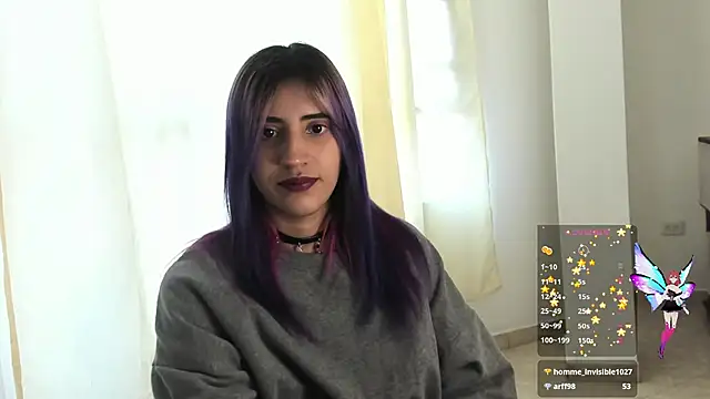 Snapshot of linnie_ chatting on December 12, 11:39 am linnie online show from December 12, 11:39 am