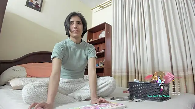 Snapshot of linnie_ chatting on February 27, 11:21 am linnie online show from February 27, 11:21 am