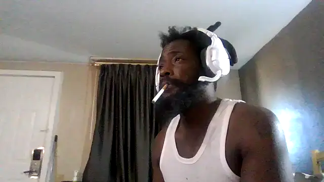 Snapshot of Mrbbc803 chatting on October 1, 3:38 pm Mrbbc803 online show from October 1, 3:38 pm