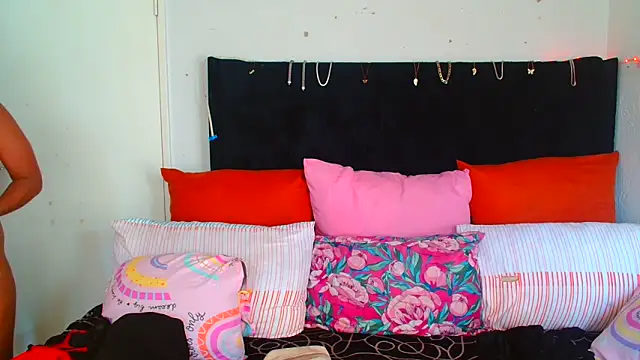 SAVAGExBOO online show from November 5, 4:04 am