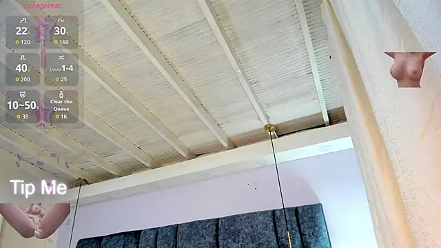 sofia samuels online show from April 19, 2:23 am