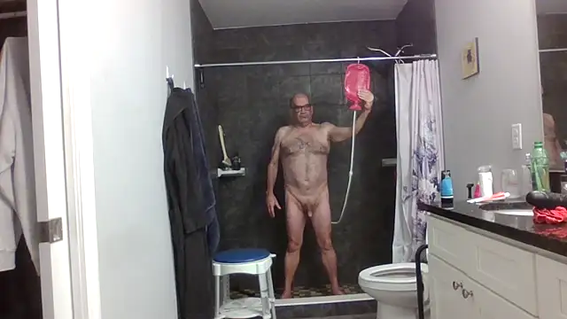 lou63ponce online show from December 19, 4:20 pm