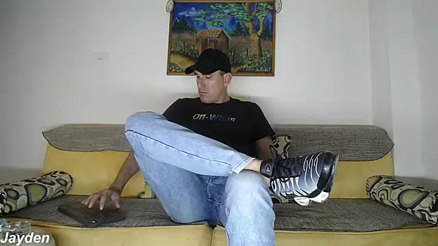 Snapshot of jayydenandjacob chatting on April 25, 6:27 pm jayydenandjacob online show from April 25, 6:27 pm