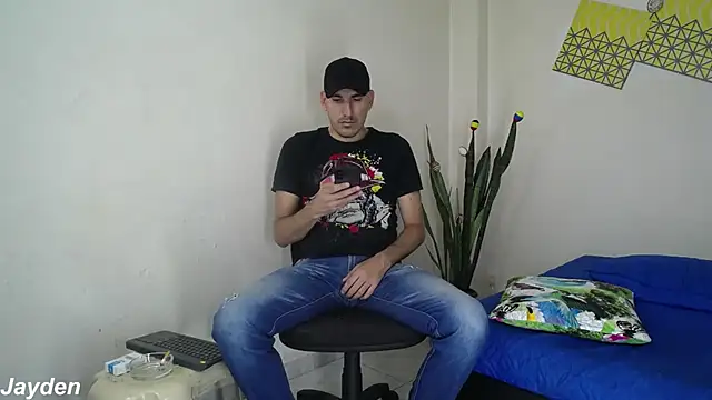 Snapshot of jayydenandjacob chatting on October 27, 7:04 pm jayydenandjacob online show from October 27, 7:04 pm