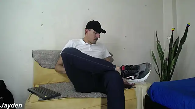 Snapshot of jayydenandjacob chatting on November 3, 6:44 pm jayydenandjacob online show from November 3, 6:44 pm