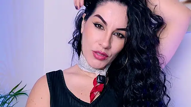 Pamela Rosal online show from April 15, 1:15 pm