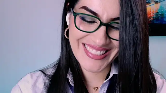 Pamela Rosal online show from April 1, 1:41 pm