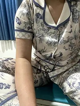 -SingleMom- online show from January 16, 5:06 pm