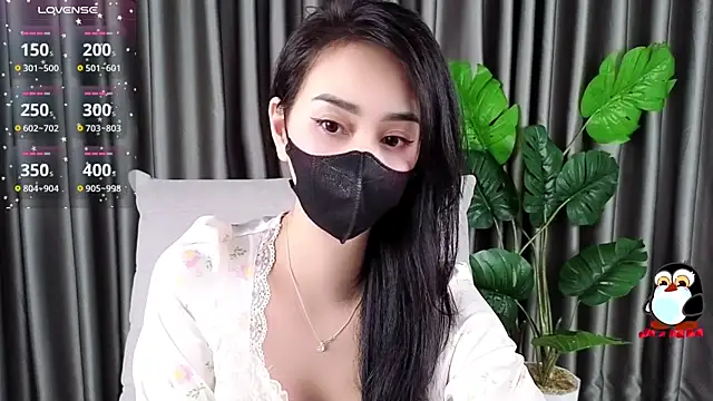 -----Sue----- online show from March 13, 4:01 pm