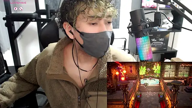 Snapshot of Shizukuu chatting on November 8, 12:31 pm Shizukuu online show from November 8, 12:31 pm