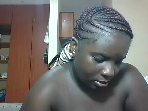 hotebbbyy online show from February 16, 11:09 am