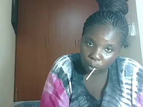 hotebbbyy online show from March 24, 11:54 am