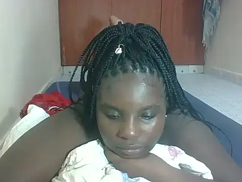 hotebbbyy online show from May 8, 3:38 pm