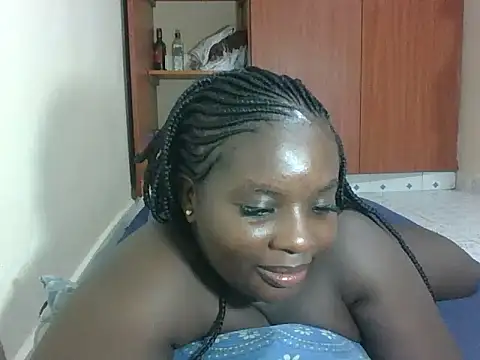 hotebbbyy online show from March 21, 4:55 pm