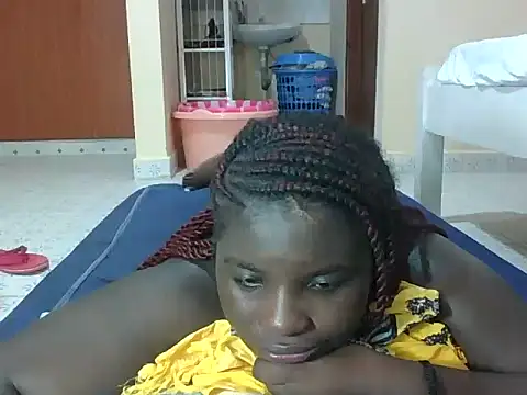 hotebbbyy online show from February 21, 7:54 am