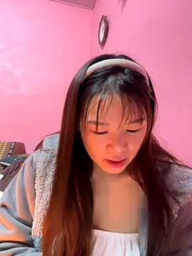 Hellen 111 online show from December 2, 5:43 pm