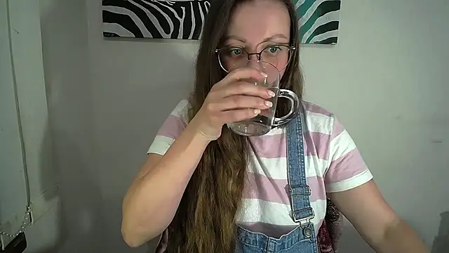 Snapshot of _Annabelle_Lee chatting on June 18, 9:14 am Annabelle Lee online show from June 18, 9:14 am