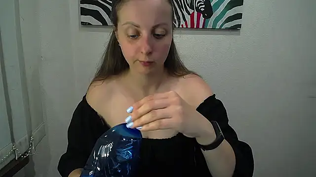  Annabelle Lee online show from August 7, 9:26 am