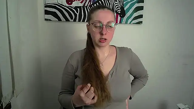  Annabelle Lee online show from May 5, 6:16 am