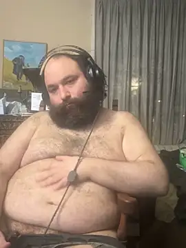 Snapshot of hairyhulk chatting on January 13, 7:32 am hairyhulk online show from January 13, 7:32 am