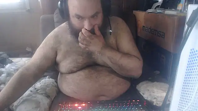 hairyhulk online show from June 4, 8:35 pm