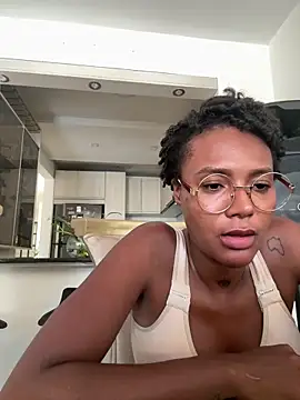 KyaraMiller online show from April 14, 9:42 pm