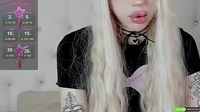 Joy Barker online show from January 19, 1:59 pm