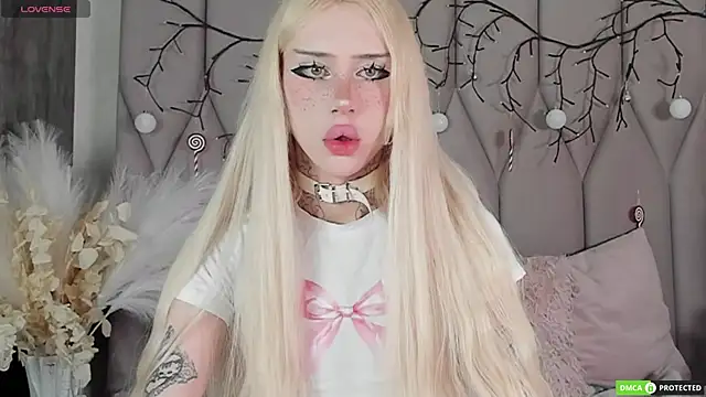 Joy Barker online show from December 22, 3:17 am