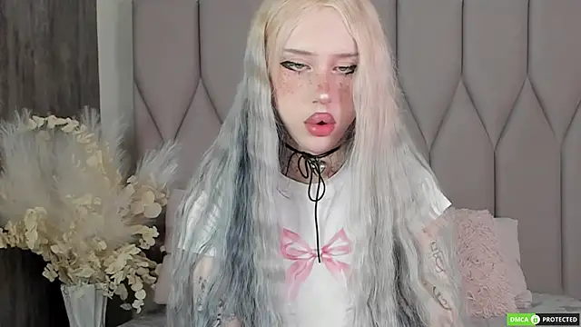 Joy Barker online show from October 13, 1:56 pm