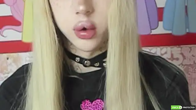 Joy Barker online show from March 24, 1:33 pm